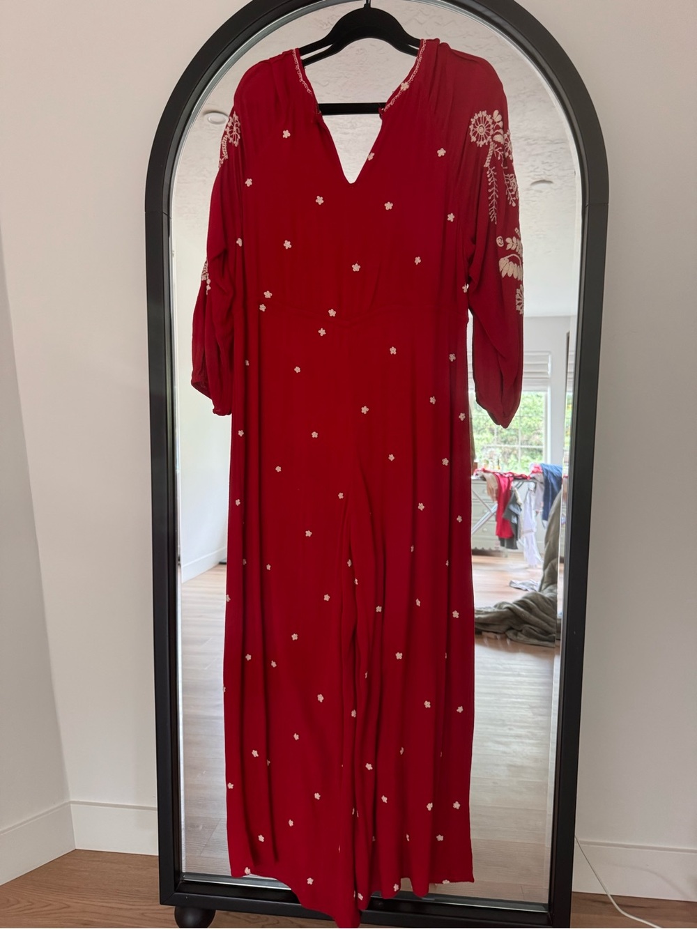 FREE PEOPLE Red Embroidered V-Neck JUMPER - Picture 5 of 6